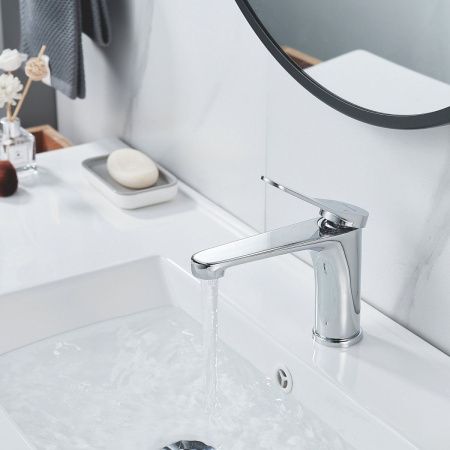 Смеситель Shevanik S6201 на раковину хром