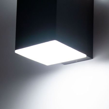 Уличный настенный светильник Citilux Garda (Гарда) CLU0002