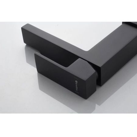 Смеситель Knotlor STABLE KN-20/BL на раковину черный