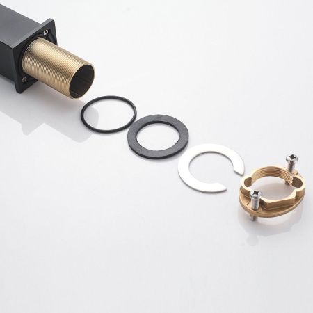 Смеситель для раковины Shevanik S9611H на столешницу черный