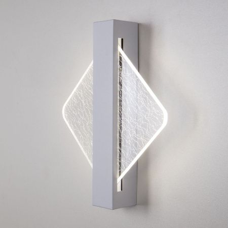 Светильник настенный LED4U L7388-250 WH