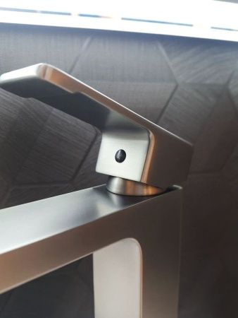 Смеситель для раковины AltroBagno Lamberto AltroBagnoLamberto010224GM на столешницу оружейная сталь