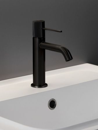 Смеситель AltroBagno Bilancia AltroBagnoBilancia0143MB на раковину черный