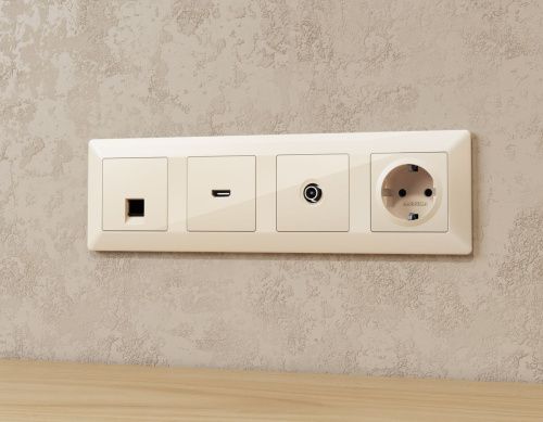 Комплект механизма компьютерной розетки RJ-45 экранированной с автоматической защитной шторкой Ambrella Volt MA MA312005 - фото 2