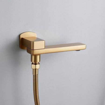 Душевая система Shevanik S9935G встраиваемая в стену цвет золото