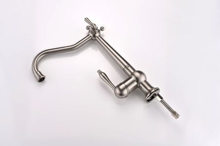 Смеситель для кухни Paulmark RETRO Re213226-BS на мойку никель