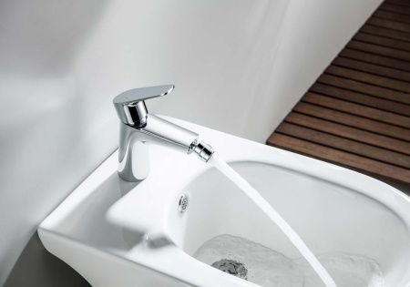 Смеситель Aquatek БЕТТА AQ1118CR на биде хром