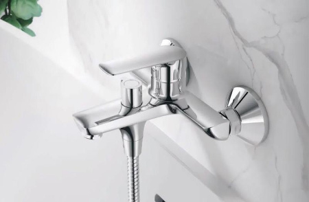 Cмеситель для ванны и душа Haiba HB60563 настенный хром