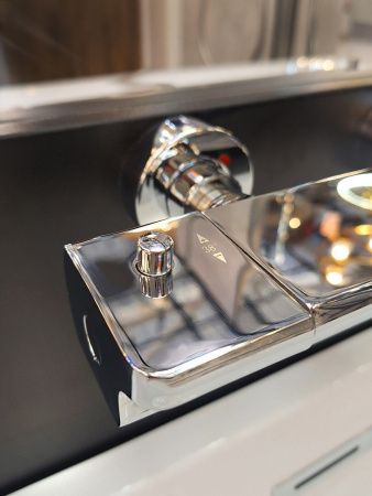 Смеситель для душа AltroBagno Lamberto AltroBagnoLamberto030501Cr настенный хром