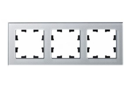 Рамка трехместная Systeme Electric AtlasDesign (АтласДесигн) ATN320303