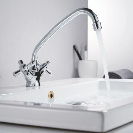 Смеситель для кухни Cron CN4725 на мойку хром