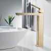 Смеситель для раковины Rose R1811G-1 на столешницу золото