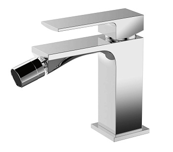 Смеситель AQG Bold 01BOL200BL на биде белый матовый Смеситель AQG Bold 01BOL200BL на биде белый матовый