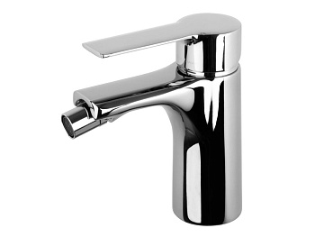 Смеситель Fima Carlo Frattini F3132CR на биде хром Смеситель Fima Carlo Frattini F3132CR на биде хром