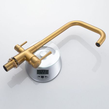 Смеситель для кухни Shevanik S528G на мойку золото