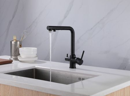 Смеситель для кухни Abber Emotion AF8814B на мойку черный