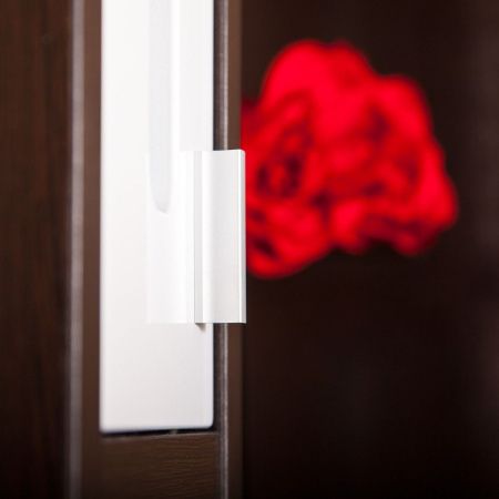 Зеркало-шкаф с подсветкой Бриклаер 4627125411854 90х20х103 подвесной цвет венге/белый