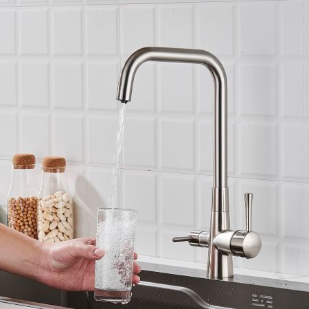 Смеситель для кухни Shevanik S528L на мойку сатин