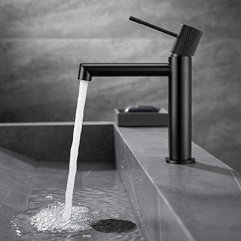 Смеситель Vincea Desire VBF-1D1MB на раковину черный