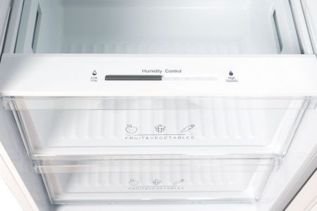 Морозильный шкаф встраиваемый Graude Comfort IK 180.0