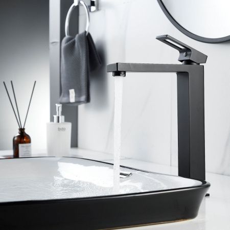 Смеситель Raffine F1196H на раковину черный