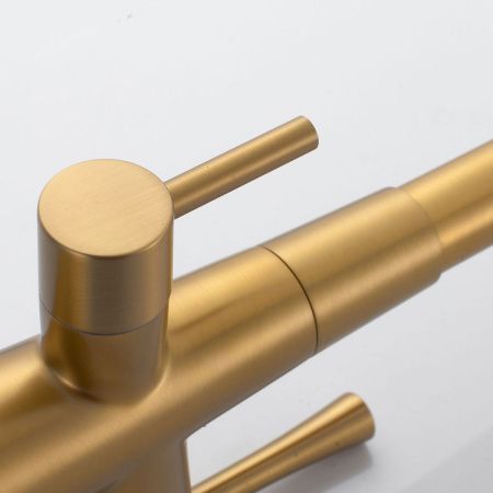 Смеситель для кухни Shevanik S528G на мойку золото