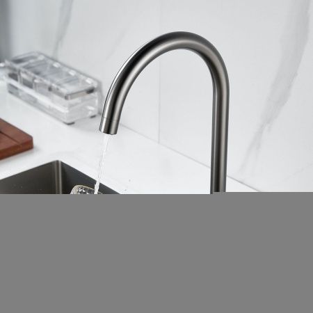 Смеситель для кухни Raffine F108T на мойку оружейная сталь