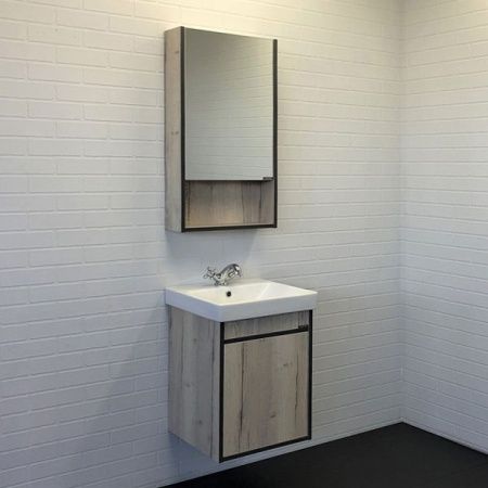 Зеркало-шкаф Comforty Вена 00-00006652CF 50х80 подвесной цвет бежевый