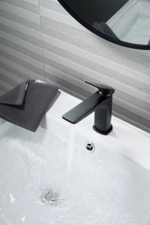 Смеситель Knotlor VIGOR KN-70/BL на раковину черный