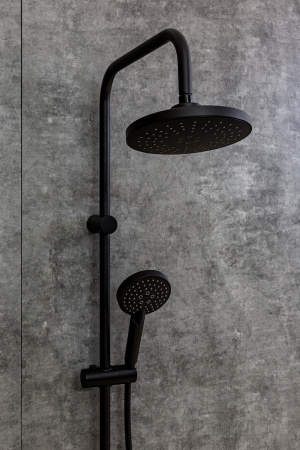 Душевая стойка Orange O-Shower OW02b настенная цвет черный