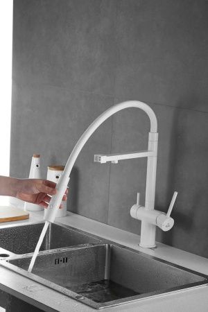 Смеситель для кухни Rose R958C на мойку белый