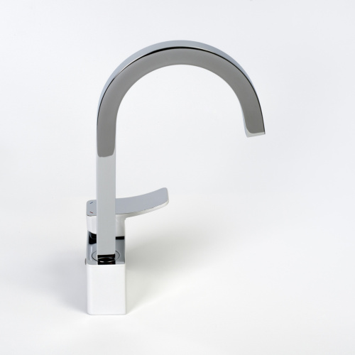 Смеситель для кухни WasserKRAFT Aller 1060 WHITE 1067W на мойку белый/хром - фото 5