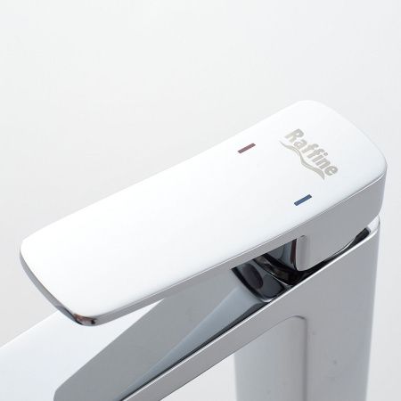 Смеситель Raffine F0199 на раковину хром