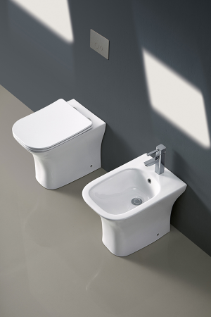 Унитаз приставной Cerutti SPA CT7841 белый с сиденьем микролифт безободковый каскадный смыв