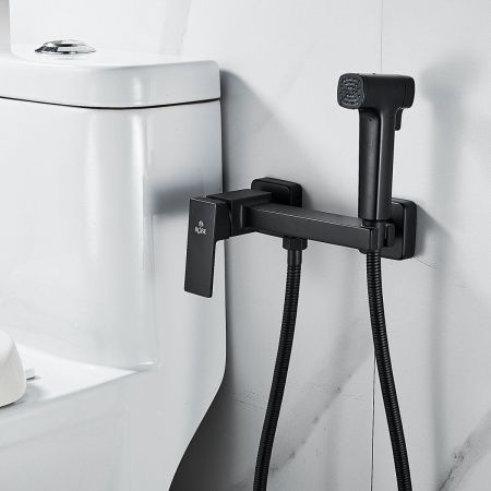Гигиенический душ со смесителем Rose R2805H-1 черный
