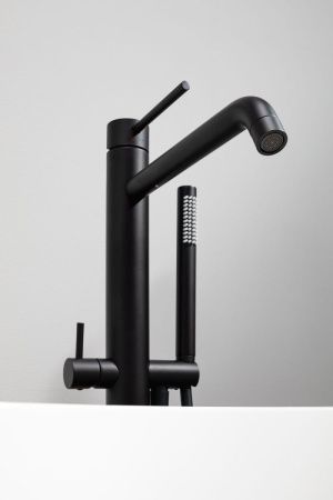 Смеситель для ванны и душа Paffoni Light LIG032NO напольный черный