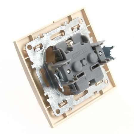 Розетка 1-местная Stekker PST16-9010-02 39236
