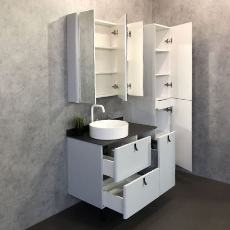 Зеркало-шкаф Comforty Сорренто 00-00001968CF 90х80 подвесной цвет серый