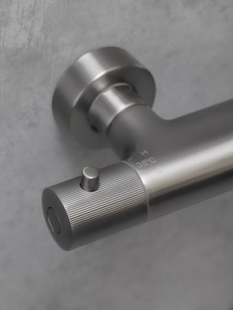 Душевая стойка AltroBagno Bilancia AltroBagnoBilancia030428GM настенная цвет оружейная сталь