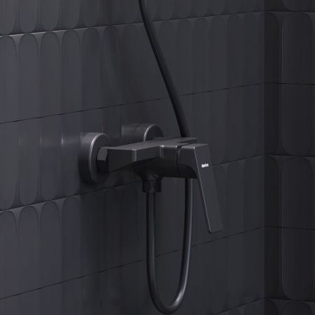 Смеситель для душа Damixa Merkur 402000300 настенный черный