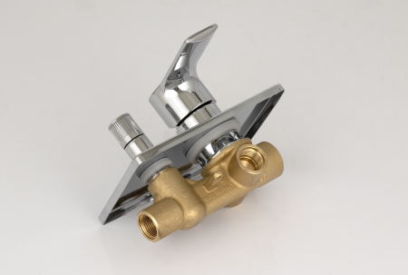 Смеситель для душа Remer Energy EY09HRG встраиваемый в стену хром