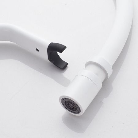 Смеситель для кухни Shevanik S343C-1 на мойку белый