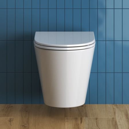 Унитаз подвесной BelBagno TRE BB8001CHR/SC белый с сиденьем микролифт безободковый каскадный смыв