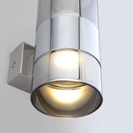 Светильник настенный Eurosvet Watford (Ватфорд) 40021/1 LED хром/дымчатый