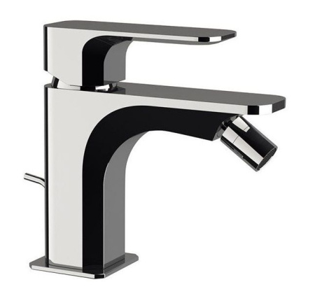 Смеситель Daniel Tiara TA604-GO на биде графит