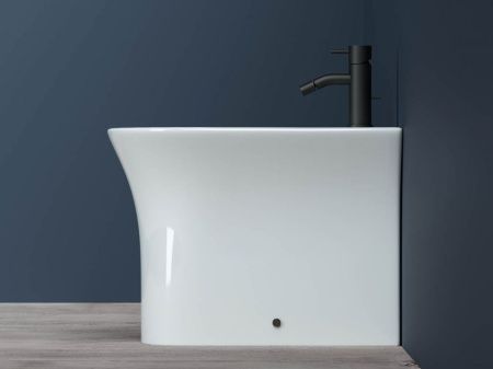 Биде напольное Ceramica Nova STAR CN1906 цвет белый