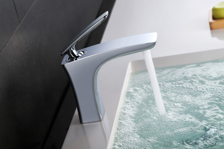 Смеситель LeMark Bellario LM6806C на раковину хром без термостата