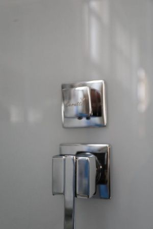 Душевая кабина Cerutti SPA VIVA101 100х100 четверть круга с крышей ориентация универсальная