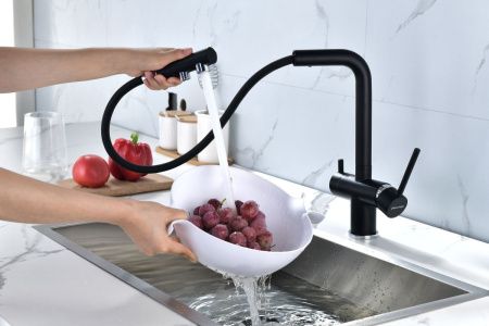 Смеситель для кухни Paulmark SERPENTINE Se213222-AN на мойку черный