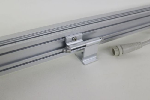 Прожектор линейный архитектурный SignImpress 24L WL-24/24/WW/10*60˚ - фото 4